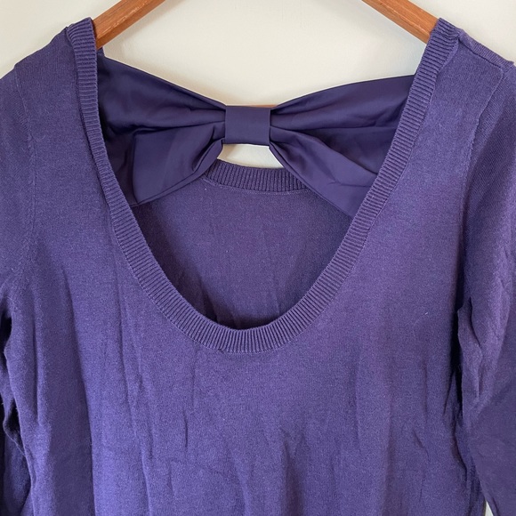 Smart Set Purple Jewel Long Sleeve Sweater with Bow Detailing on Back Size Med - Picture 3 of 5